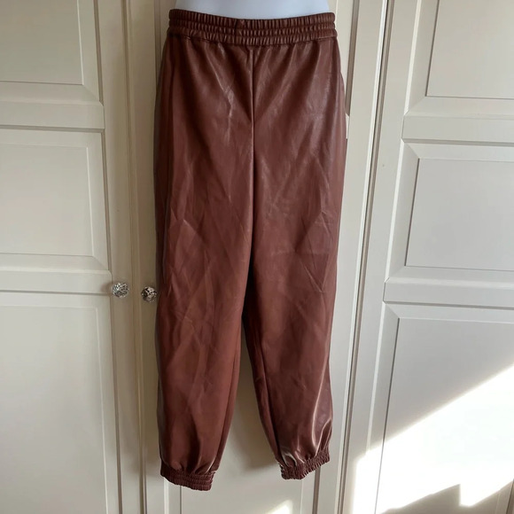 Babaton Zedel Vegan Leather Joggers Size Large, Cognac  Color. Streetwear - Picture 3 of 11